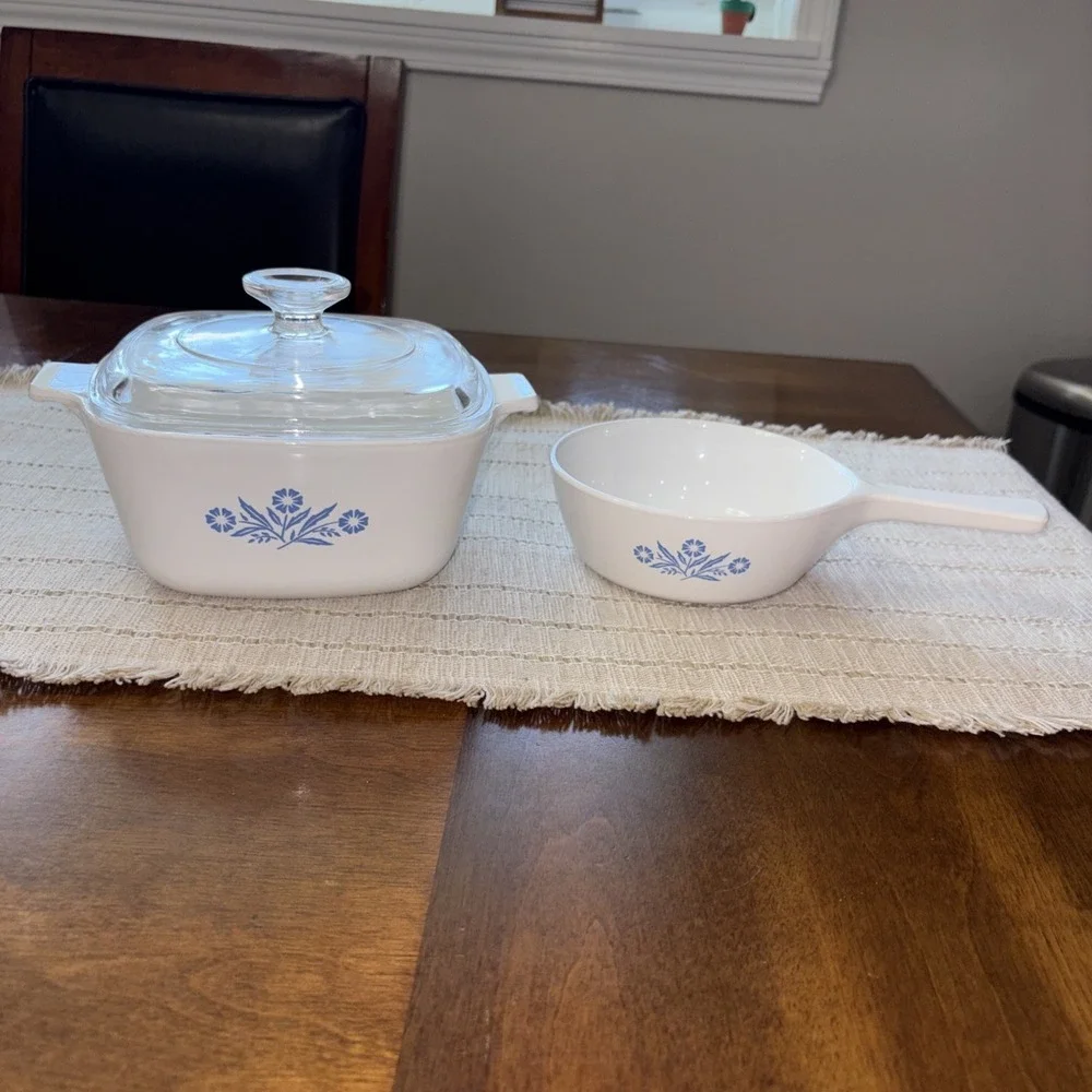 corning ware blue cornflower Casserole Dish With Lid P-1 3/4 B And P81-B 1 Pint